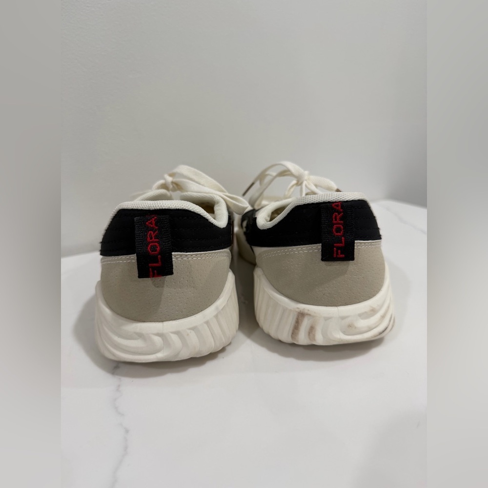 De Florance Size 8.5 DF Cloudea sneakers in beige and black - Picture 4 of 9